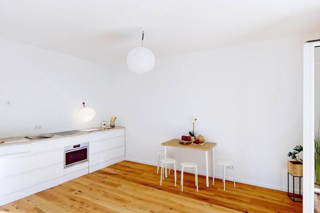 Apartment Metro Vienna
